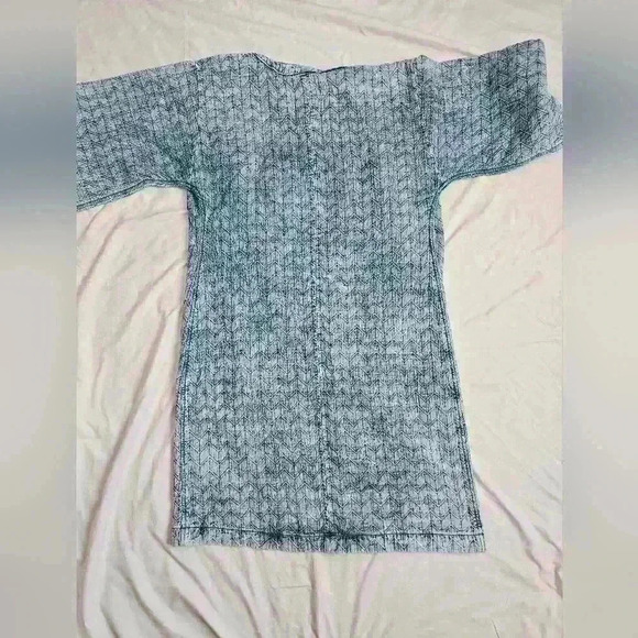 True Religion Kimono - Picture 9 of 11